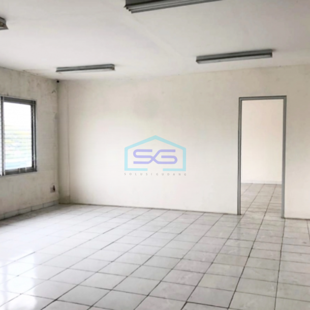 Dijual Gudang Lokasi Bebas Banjir Akses Container 40 Feet di Cikarang Bekasi-2