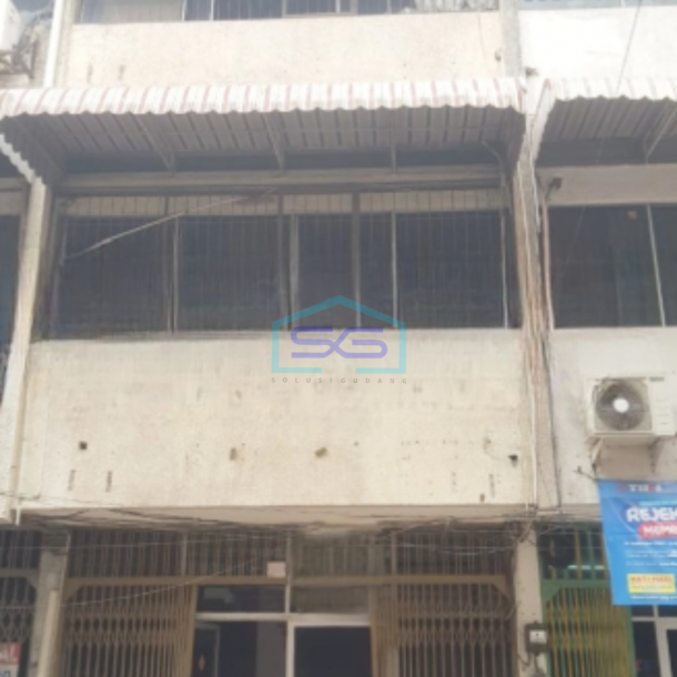 Dijual Ruko Murah 3 Lantai Luas Bangunan  222 m² Lokasi Petojo Jakarta pusat-1