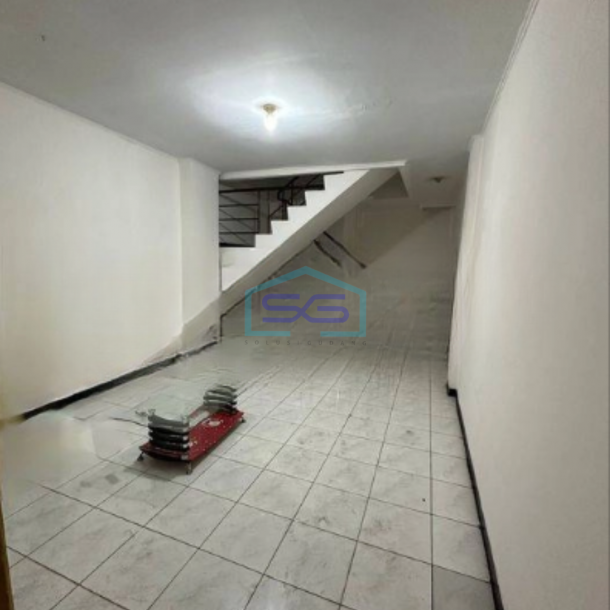 Dijual Ruko Lokasi Strategis di Jelambar Jakarta Barat Harga Bisa Nego Luas Bangunan  196 m²-2