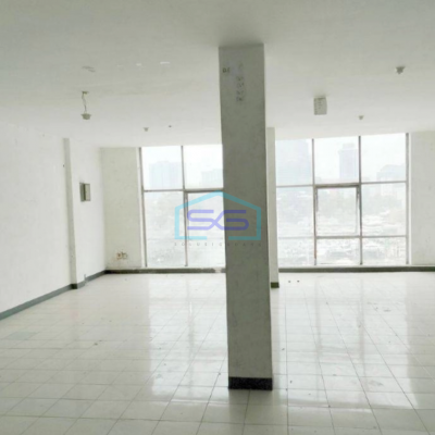 Dijual Ruko Ada Lift Barang Lokasi Strategis di Pinggir Jalan Raya Cideng Jakarta Pusat Luas Tanah  105 m²-2