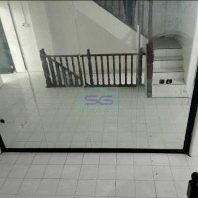 Dijual Ruko 3 Lantai Lokasi Strategis di Tambora Jakarta Barat Luas Tanah 156 m²-2