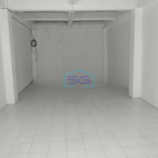 Dijual Ruko 3 Lantai Lokasi Strategis di Tambora Jakarta Barat Luas Tanah 156 m²-1