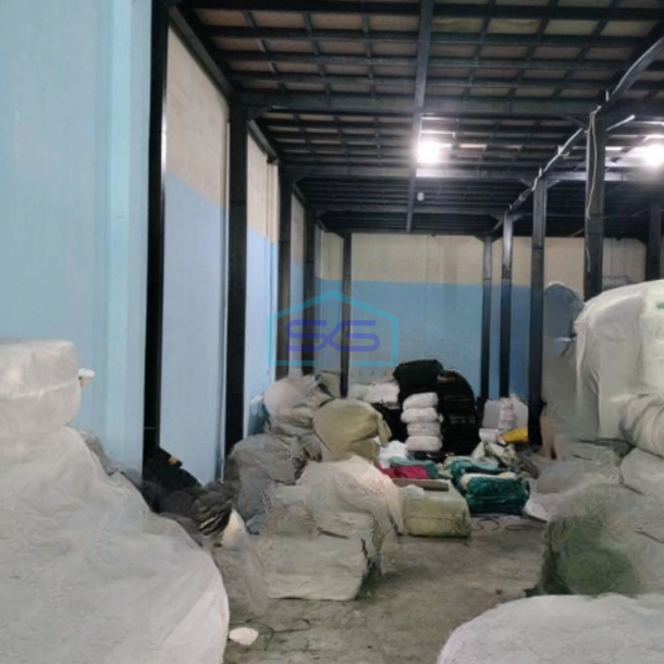 Dijual Gudang 3 Lantai Luas Tanah 266 m² di Pantai Indah Kapuk Jakarta Utara-1