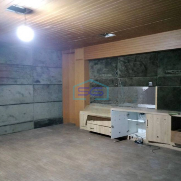 Dijual Kantor 3 Lantai Luas Tanah 635 m² Lokasi di Kawasan Premium Kemang Jakarta Selatan-1