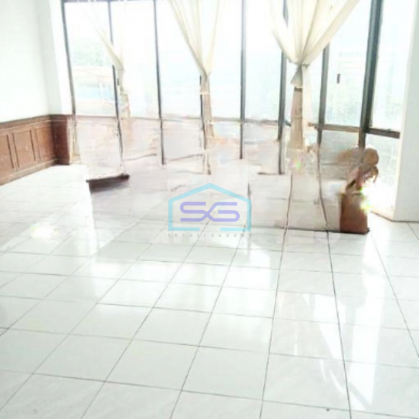 Dijual Gedung Perkantoran Lokasi Strategis di Jalan Raya Gunung Sahari Jakarta Pusat Luas Bangunan 650 m²-1