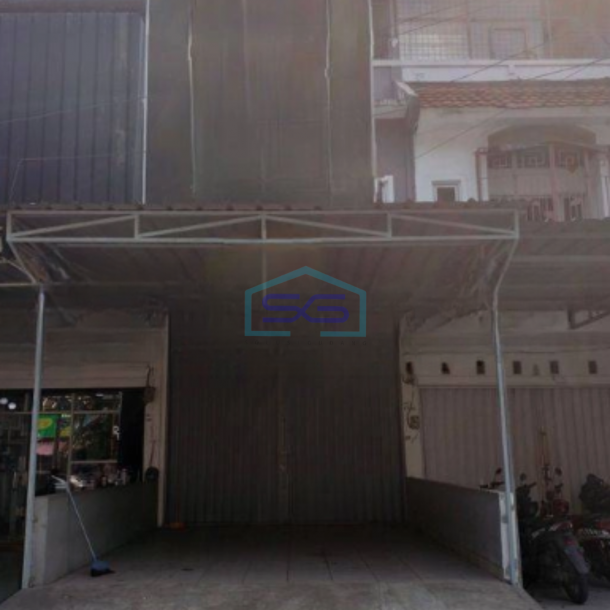 Disewakan Ruko 3 Lantai Cocok Untuk Usaha Lokasi Strategis di Taman Palem Jakarta Barat-2