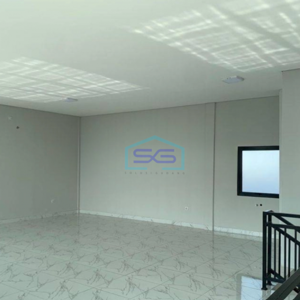 Disewakan Gudang di Kota Bumi Tangerang Luas Tanah 270 m²-1