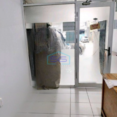 Disewakan Ruko Luas Bangunan 225 m² di Jalan Utama Jelambar Jakarta Barat