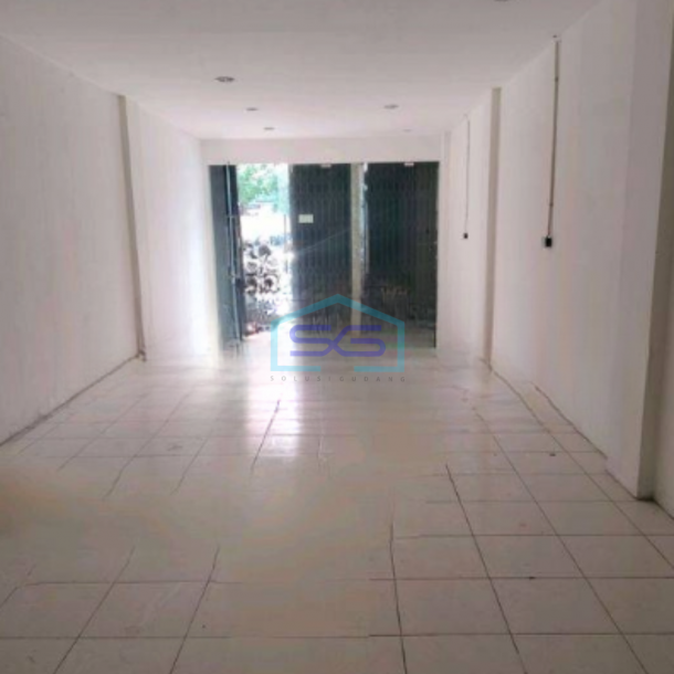 Disewakan Ruko Luas Bangunan 230 m² di Komplek Ruko Srengseng Raya Jakarta Barat-1