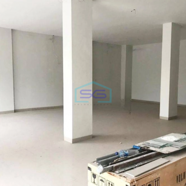 Disewakan Ruko Luas Bangunan  225 m² Lokasi Strategis di Pantai Indah Kapuk Jakarta Utara-2