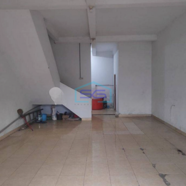 Dijual Ruko Luas dan Besar Siap Pakai Nihh!! di Taman Kopo Indah 3 Bandung LT 208m2-2