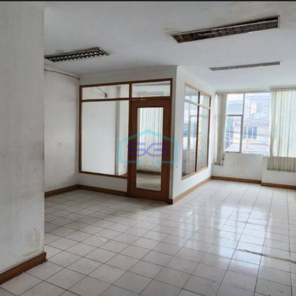 Dijual Ruko Cocok Untuk Usaha di Kopo Mas Bandung Lokasi Strategis LB 150m2-2