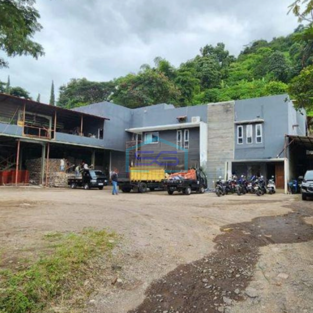 Dijual Gudang Luas di Cimahi LT 2190m2 Bebas Banjir-1