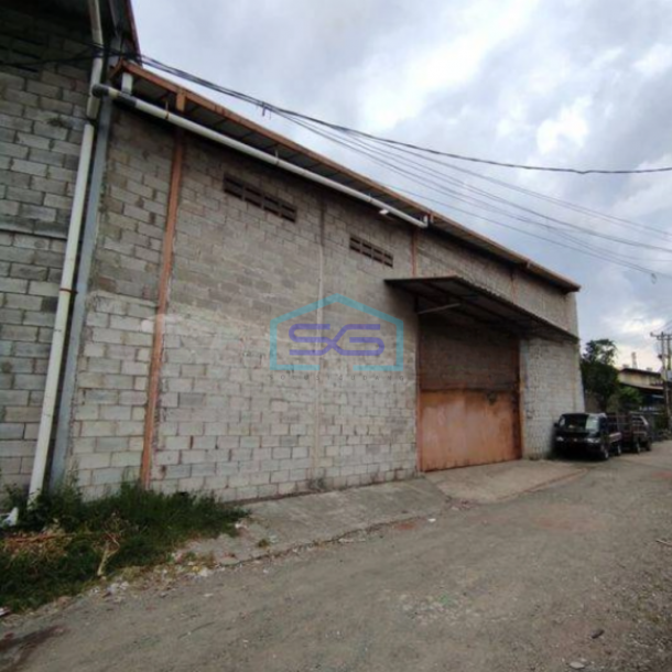 Disewakan Gudang Kawasan Industri Akses Tronton 40 Feet di Sadang Rahayu Bandung LB 450m2-1