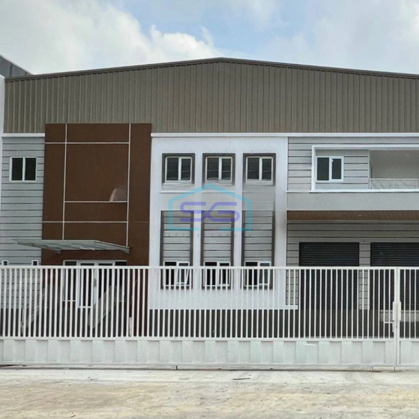 Dijual Gudang Loading Dock Di Kawasan Industri Delta Silicon Cikarang LT 1400m2-1