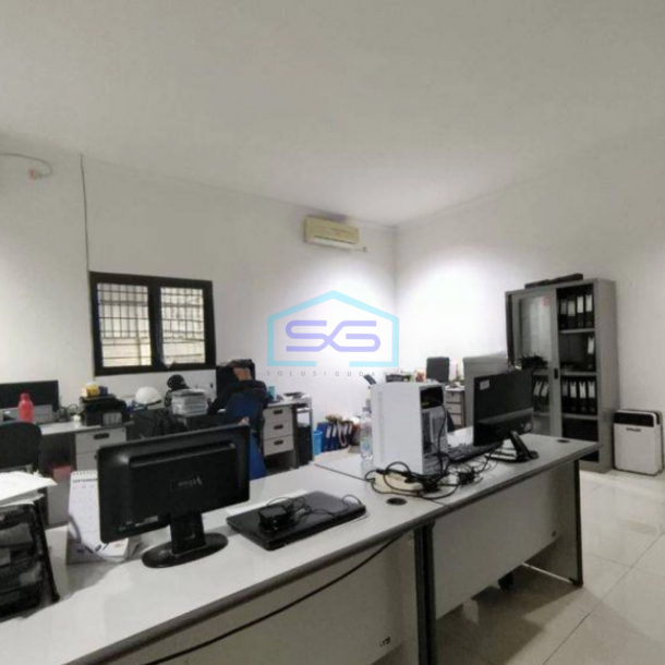 Dijual Gudang Narogong Bantar Gebang Bekasi Akses Container Luas 1100m2-2