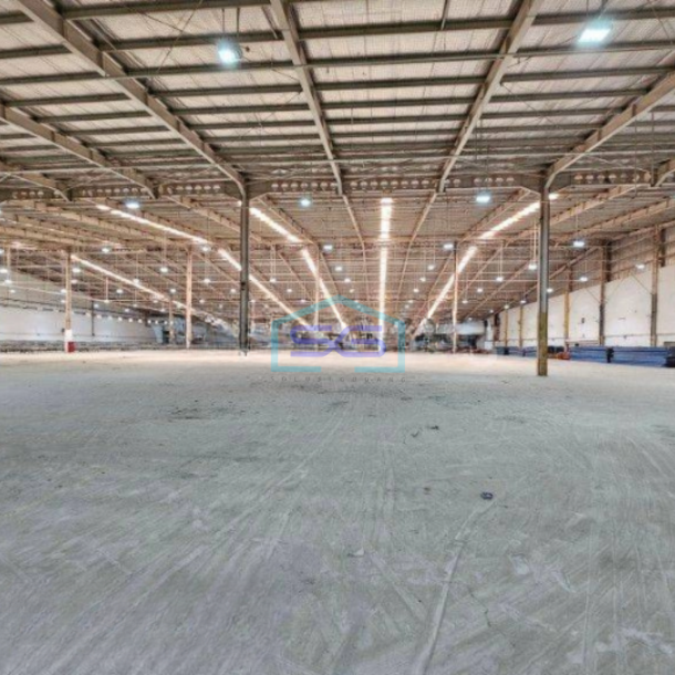 Disewakan Gudang Luas Tanah 25000m2 Dekat Tol Dan Parkiran Luas di Cikarang Bekasi-2