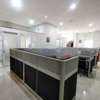 Dijual Gedung Perkantoran 3 Lantai Di Tanjung Barat Jakarta Selatan LT 876m2