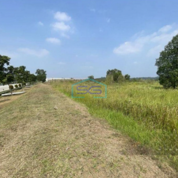Dijual Tanah Kavling Industri Di Kawasan Industri KIIC Karawang Barat LT 153970m2-1