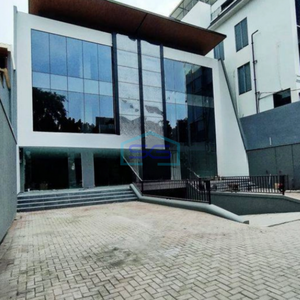 Dijual Gedung Perkantoran 3.5 Lantai Di Duren Sawit Jakarta Timur LB 1600m2-1