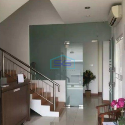 Dijual Gedung Office Strategis di Mampang Prapatan Jakarta Selatan LB 543m2