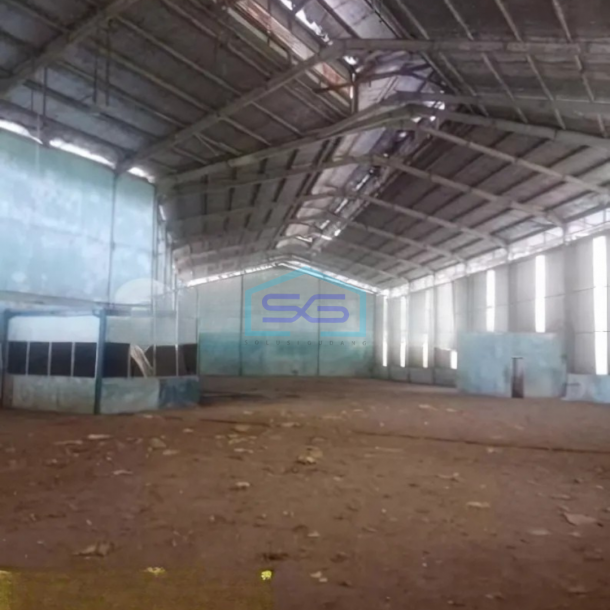 Dijual Gudang ex Kontruksi Baja Luas Bangunan 5000m2 di Kosambi Klari Karawang-3