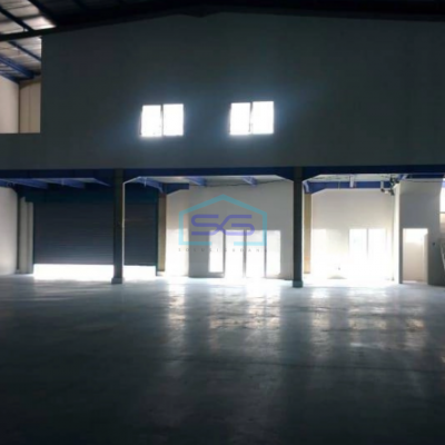 Dijual Gudang Baru Ada Loading Dock di Delta Silicon Lippo Cikarang Bekasi LT 1800m2