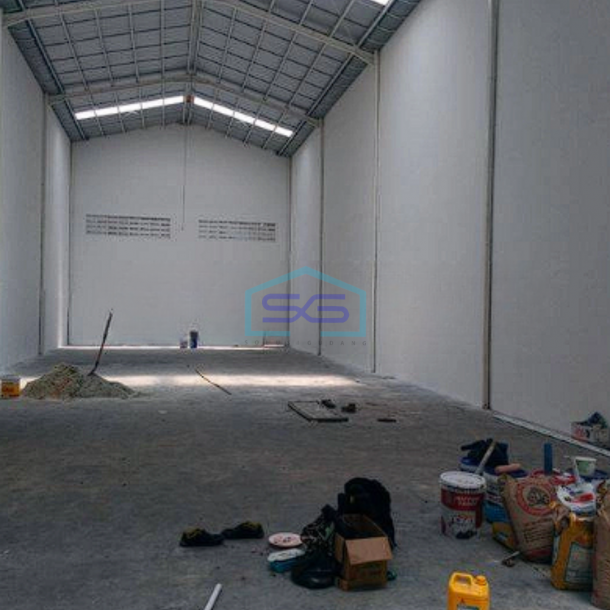 Disewakan Gudang Harga Murah Office 4 Lantai Kawasan Industri Delta Commercial Park Lippo Cikarang-2
