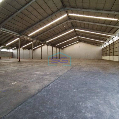 Disewakan Gudang Luas Bangunan 6432m2 Ada Dock Leveler di Kawasan Industri Delta Silicon 5 lippo Cikarang