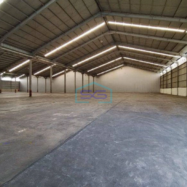 Disewakan Gudang Luas Bangunan 6432m2 Ada Dock Leveler di Kawasan Industri Delta Silicon 5 lippo Cikarang-2