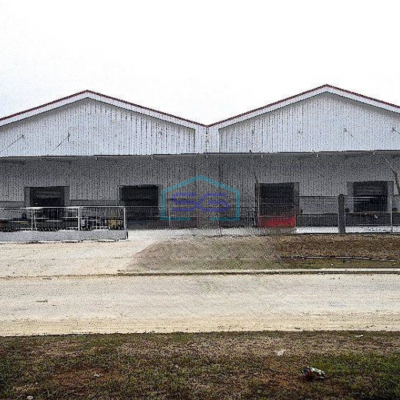 Disewakan Gudang Full Loading Dock dan Dock Leveler di Kawasan Industri KITIC Cikarang Bekasi LB 8178m2