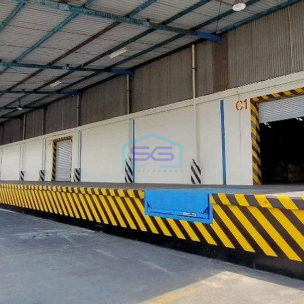 Disewakan Jarang ada! Gudang Berikut Racking di Kawasan Pergudangan Cakung Jakarta Timur-1