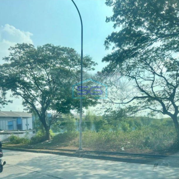 Disewakan Tanah Kavling Industri Kawasan Industri Delta Silicon Bekasi Luas 6000 M2-1