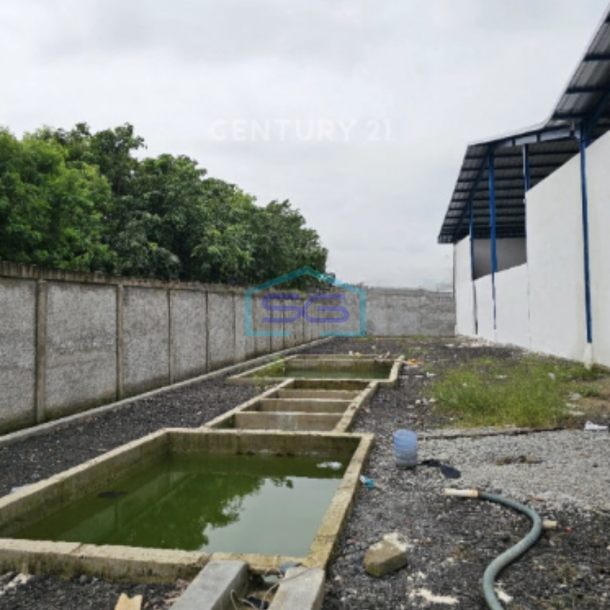 Dijual Gudang Luar Kawasan Akses Container di Cikarang Timur Bekasi LT 4573m2-2