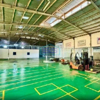 Dijual Gudang Ada Crane di Kawasan Industri Jababeka Cikarang Bekasi Luas Tanah 2720m2