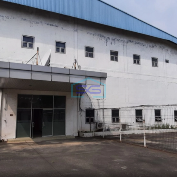Disewakan Gudang Lahan Luas Bangunan 1728m2 Kawasan Industri Jababeka Cikarang Bekasi-1