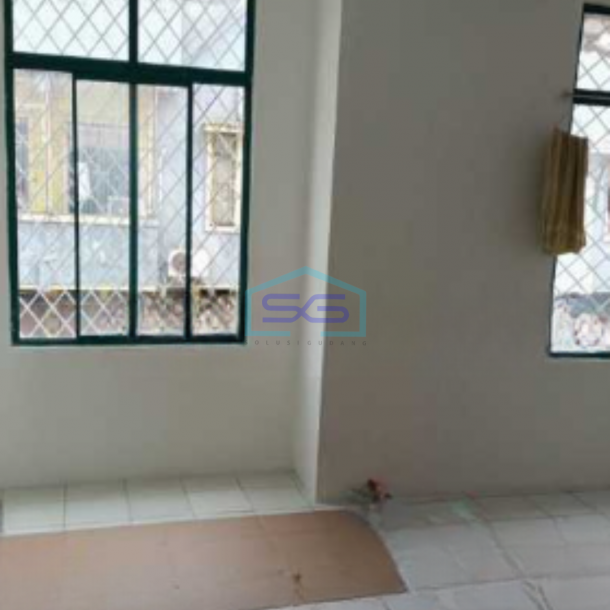 Disewakan Segera Ruko 3 Lantai di Cengkareng Jakarta Barat LB 200m2-2