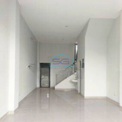 Disewa Ruko di Citra 8 Hadap Danau