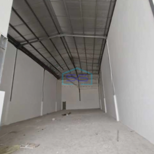 Disewakan Gudang Akses Container 40 Feet di Dadap Tangerang Luas Bangunan  300 m²-1
