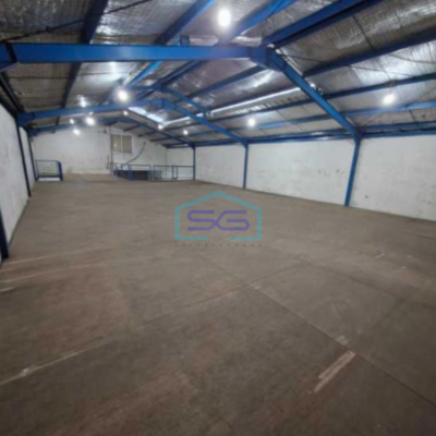 Disewakan Gudang Siap Pakai Ada Kantor Luas Bangunan  660 m² di Kalideres Jakarta Barat-2