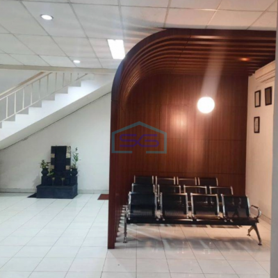 Disewakan Gudang 3 Lantai Luas Bangunan  640 m² di Kebayoran Baru Jakarta Selatan