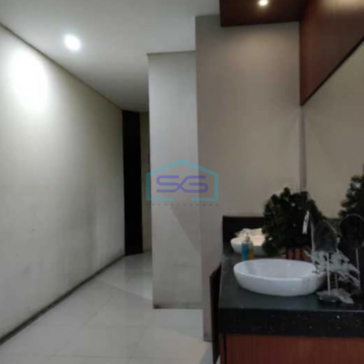 Disewakan Ruko 3 Lantai Luas Bangunan  250 m² Lokasi Badung Bali-2