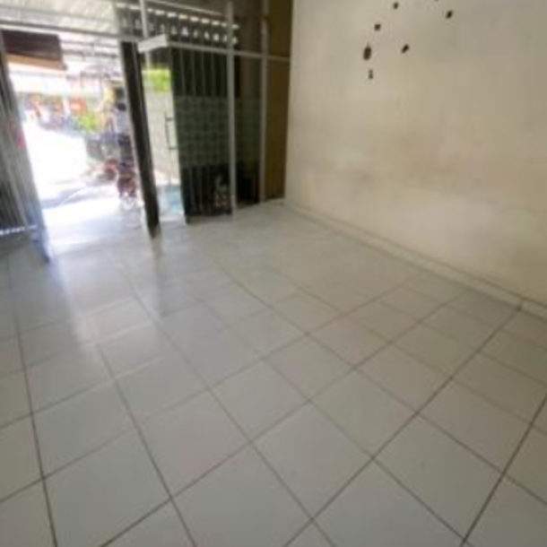 Disewakan Ruko 2 Lantai Lokasi Strategis di Sesetan Denpasar Bali-2