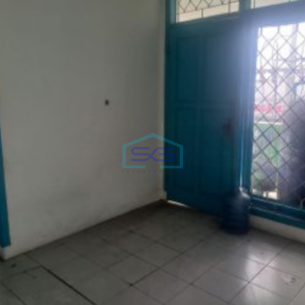 Disewakan Ruko 2 Lantai Luas Tanah 300 m² Lokasi Denpasar Bali-1