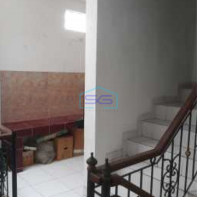 Dijual Ruko 3 Lantai Luas Bangunan  180 m² Lokasi Renon Denpasar