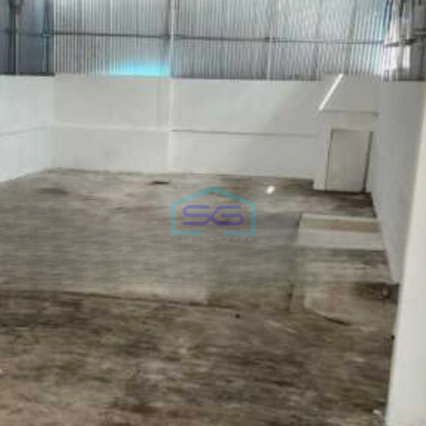 Disewakan Gudang Luas Bangunan 200 m2 Lokasi Kerobokan Badung Bali-1