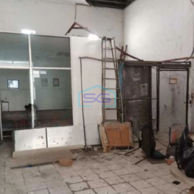 Disewakan Ruko Luas Bangunan  270 m² Lokasi Surabaya Kota