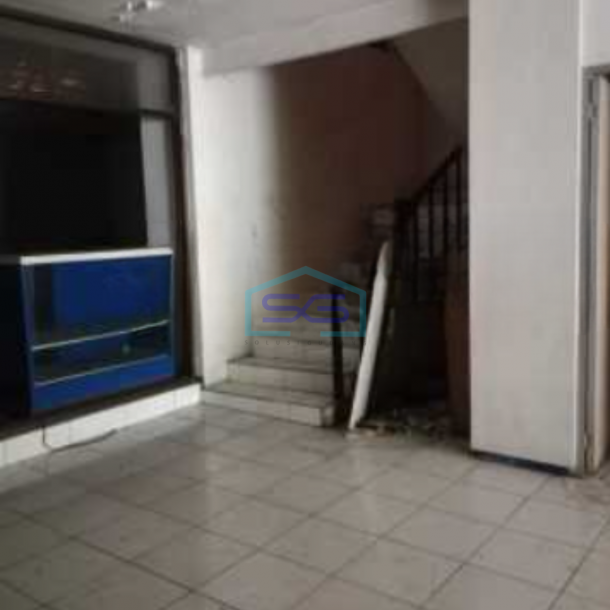 Disewakan Ruang Usaha Luas Tanah 505 m² Lokasi Strategis di Surabaya Kota-1