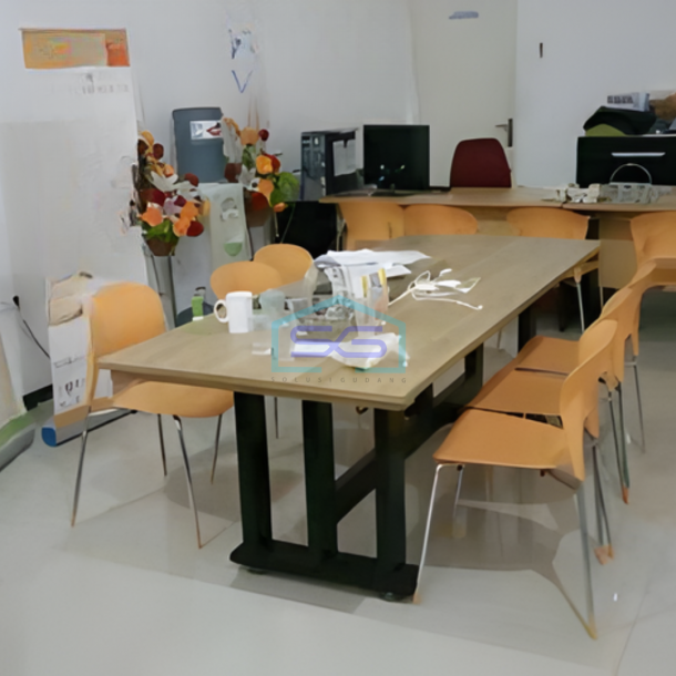 Dijual Ruko Lokasi Strategis Luas Tanah  415 m² di Surabaya-1