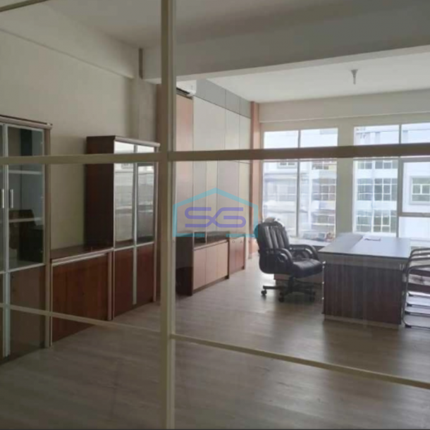 Dijual Ruko Luas Bangunan  292 m² Lokasi Surabaya Kota-1